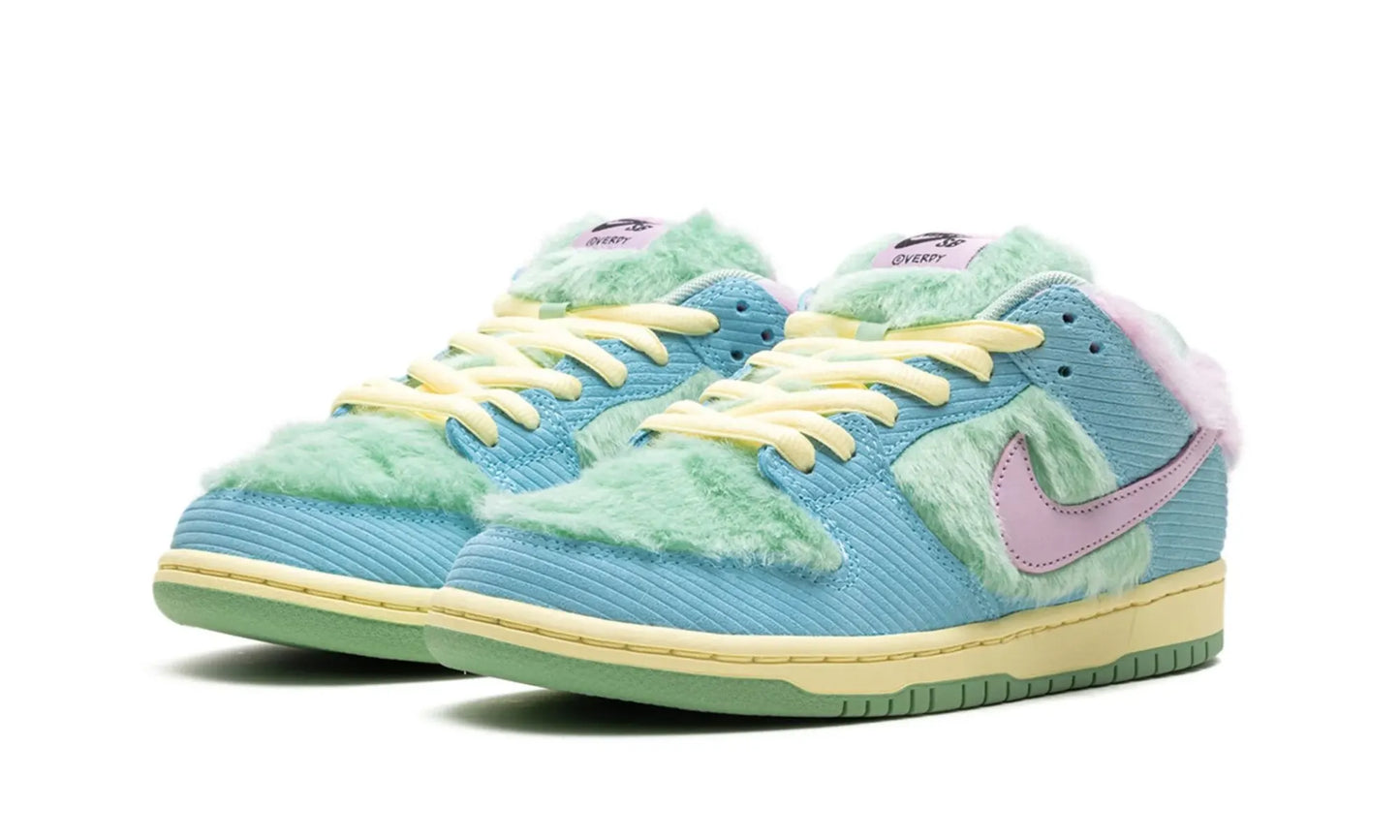 Nike SB Dunk Low Verdy Visty