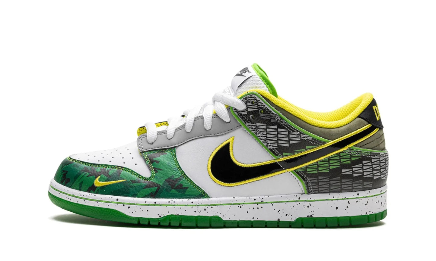 Nike Dunk Low What the Duck Away University of Oregon PE