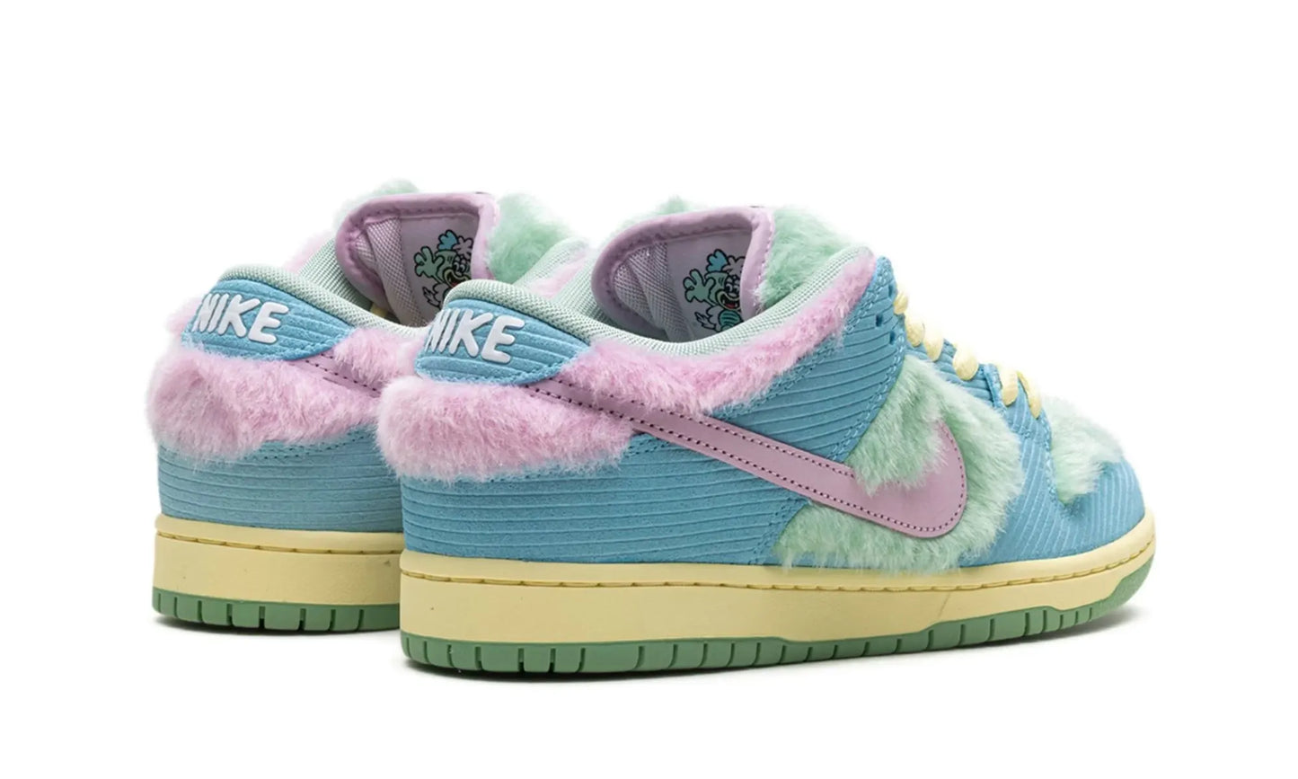 Nike SB Dunk Low Verdy Visty