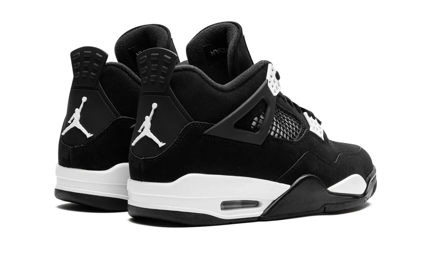 Jordan 4 Retro White Thunder