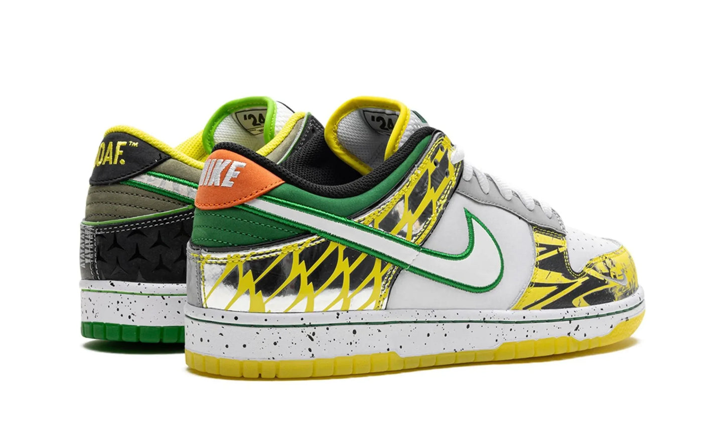 Nike Dunk Low What the Duck Away University of Oregon PE