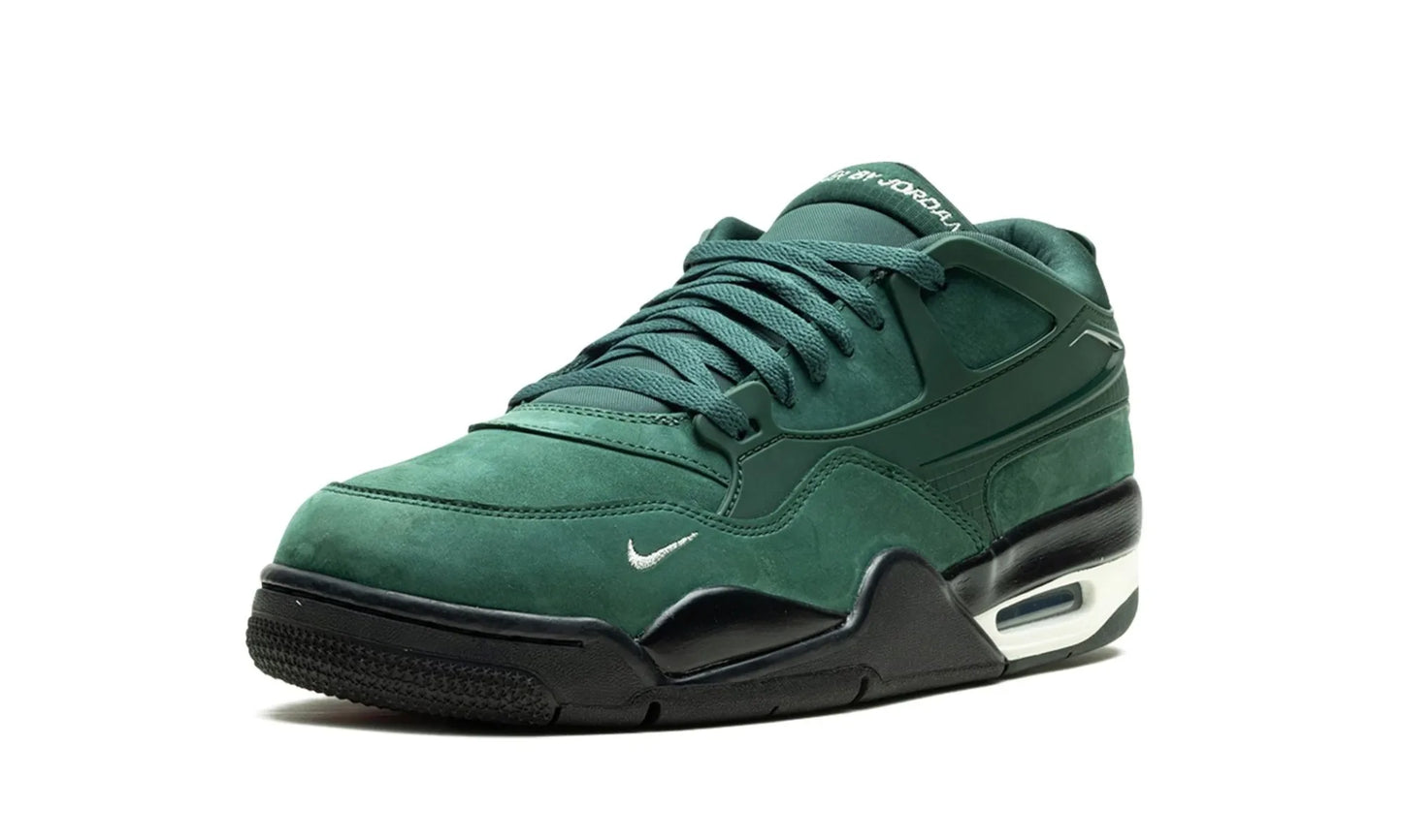 Jordan 4 RM SP Nigel Sylvester Grandma's Driveway