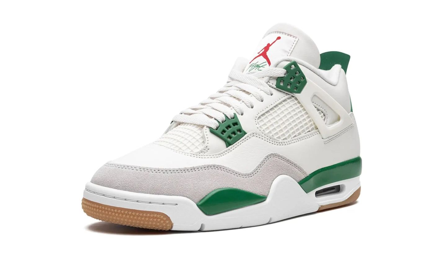 Jordan 4 Retro SB Pine Green