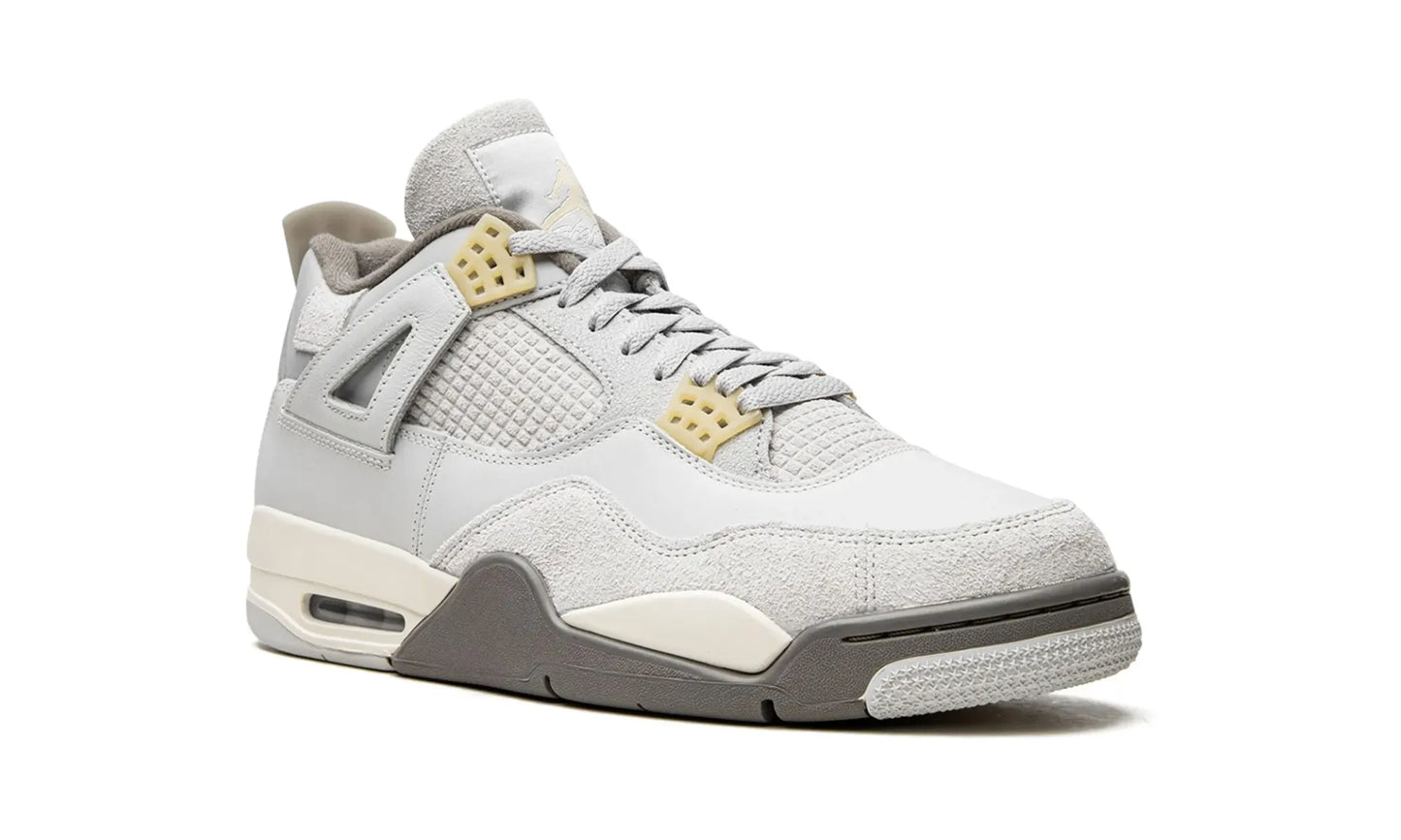 Jordan 4 Retro SE Craft Photon Dust