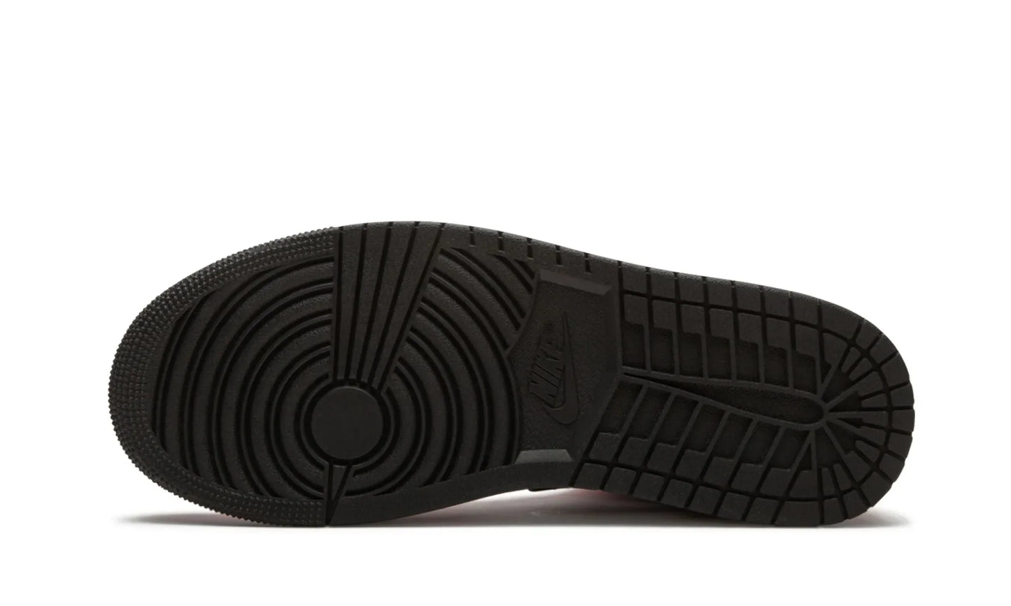 Jordan 1 Mid Chicago Toe