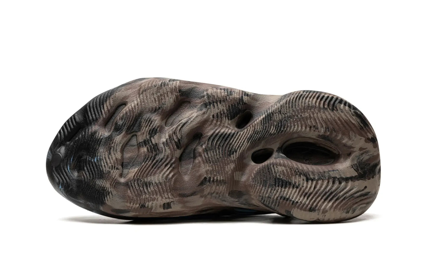 Adidas Yeezy Foam RNR MX Cinder