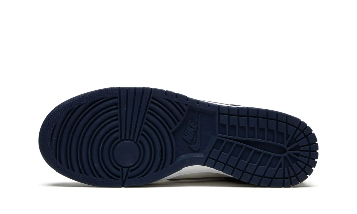Nike Dunk Low Summit White Midnight Navy