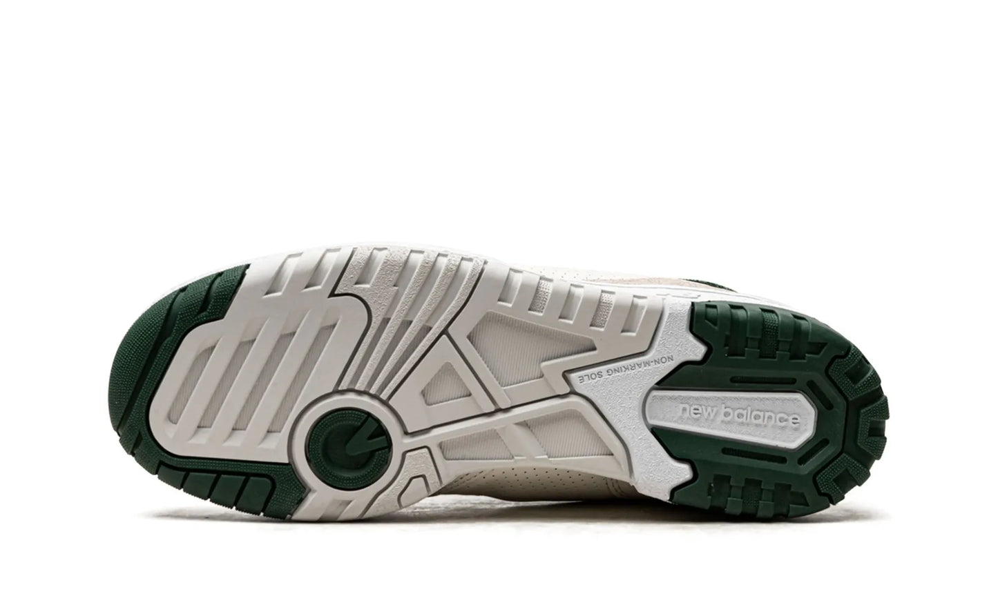 New Balance 550 Sea Salt Pine Green