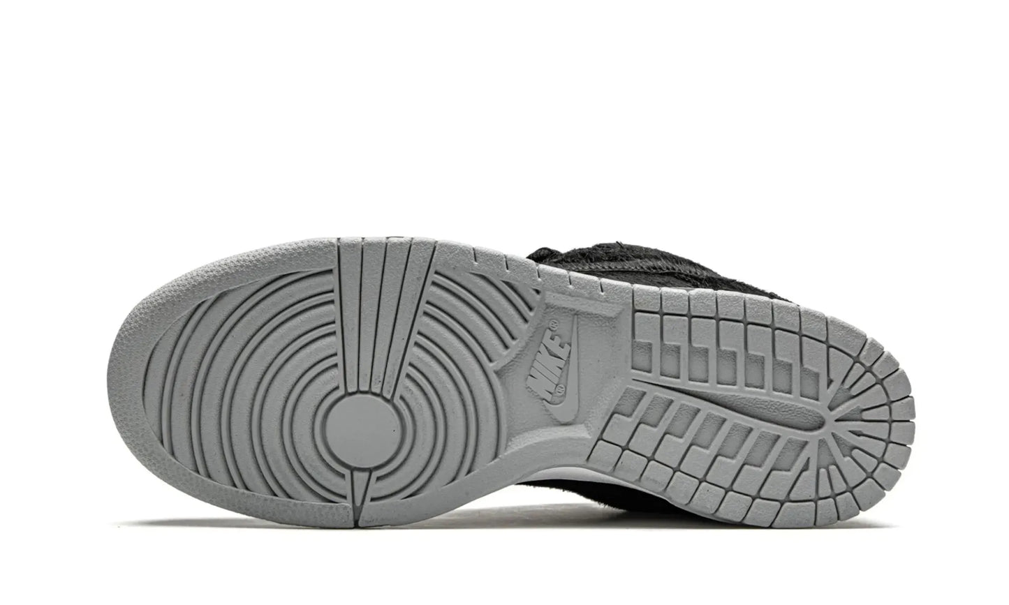 Nike SB Dunk Low Medicom Toy (2020)
