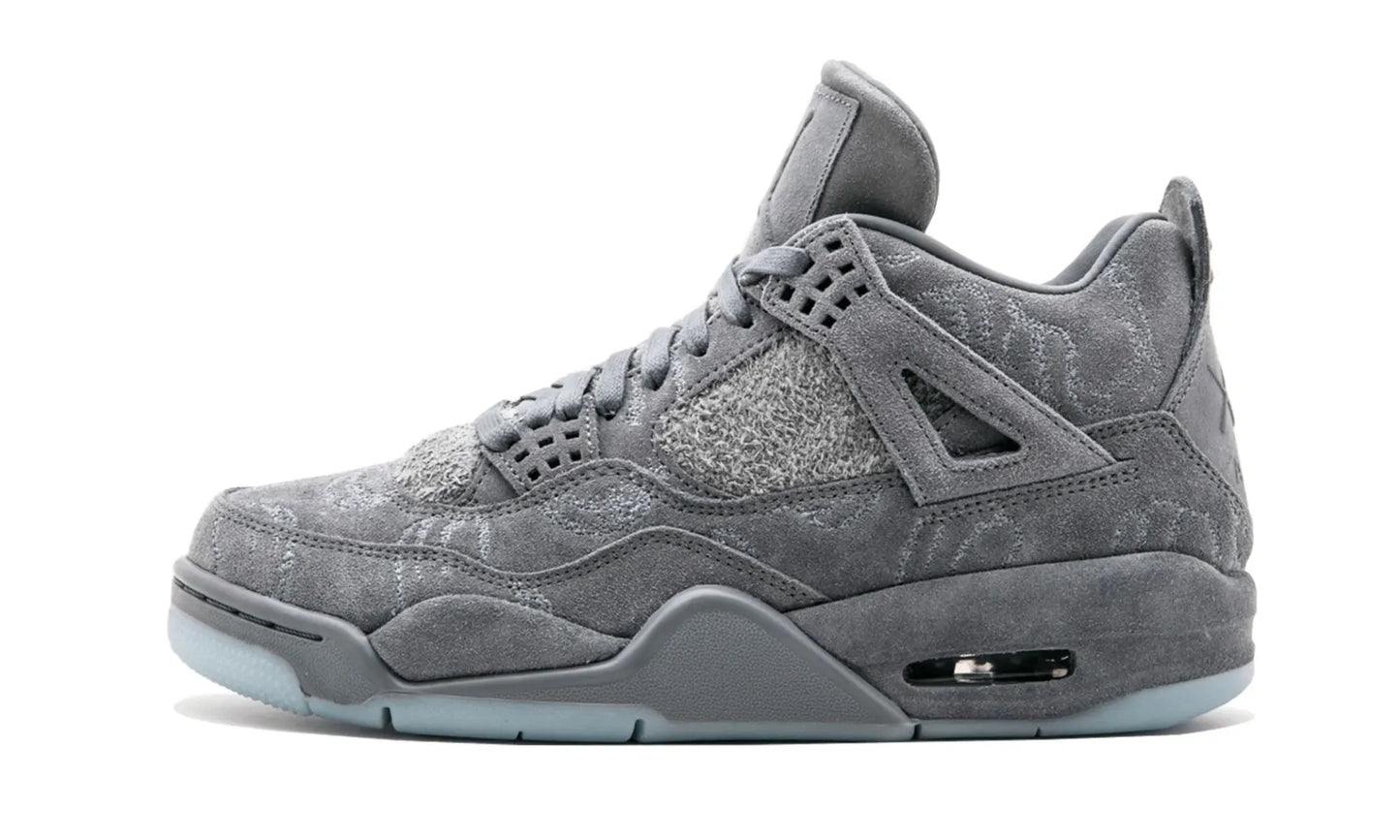 Jordan 4 Retro Kaws
