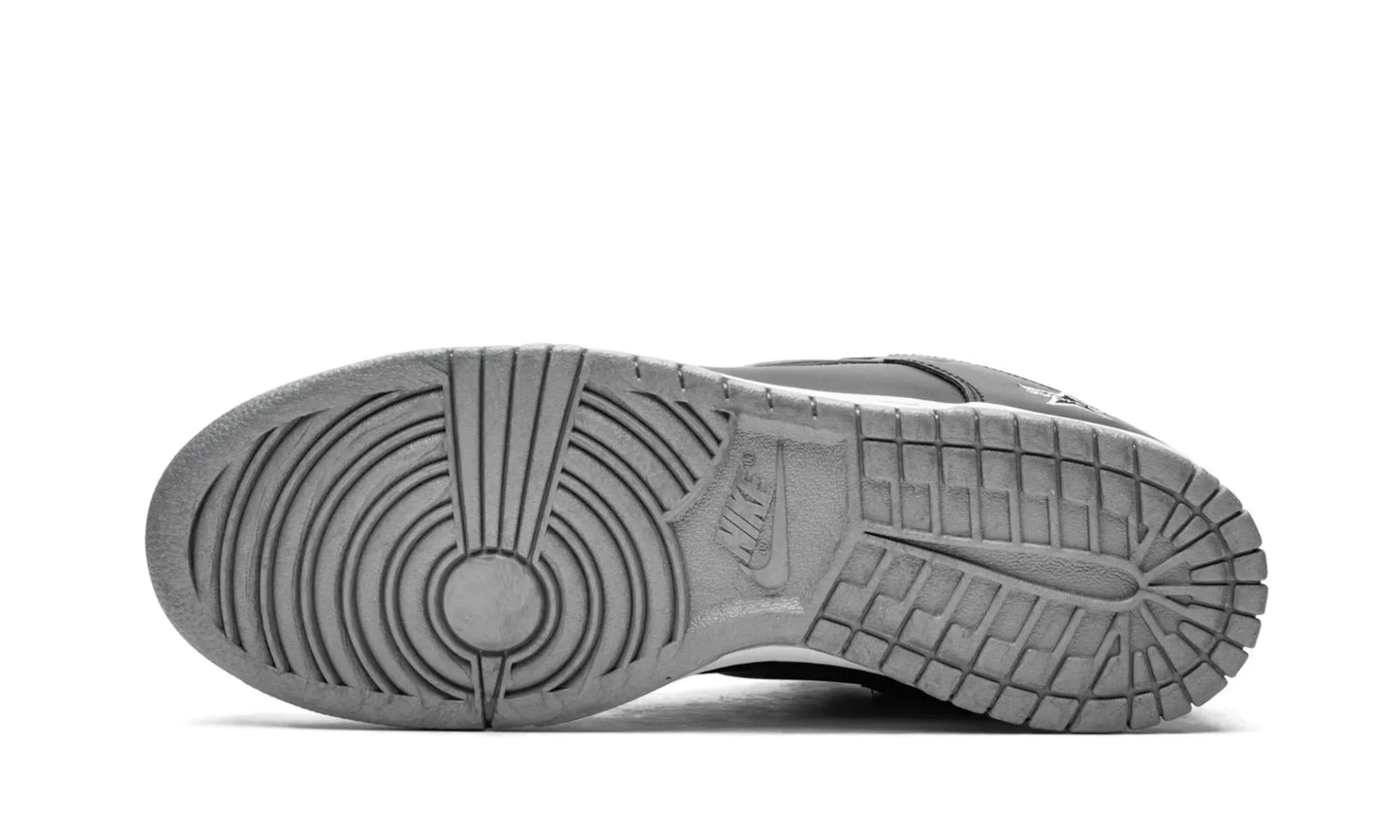 Nike SB Dunk Low Supreme Jewel Swoosh Silver