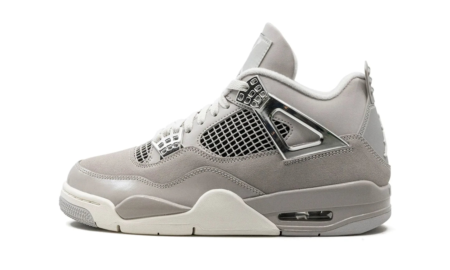 Jordan 4 Retro Frozen Moments (W)