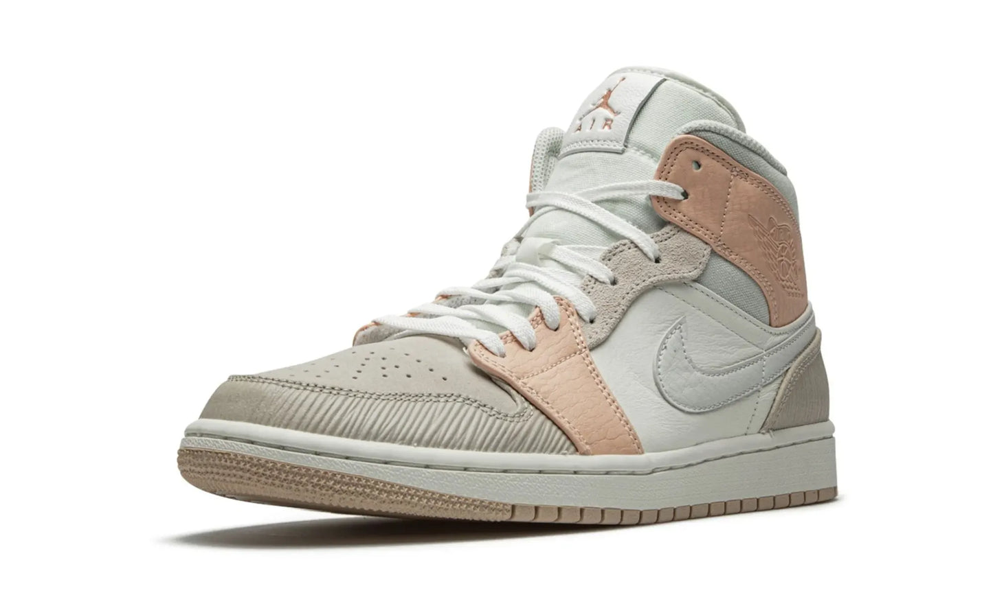 Jordan 1 Mid Milan
