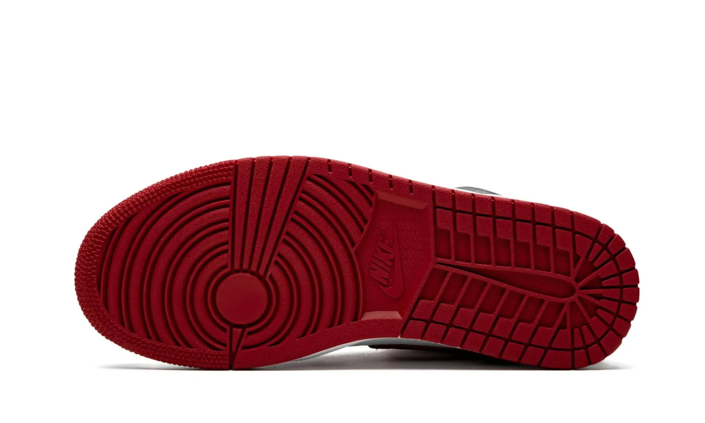 Jordan 1 Retro High Bloodline