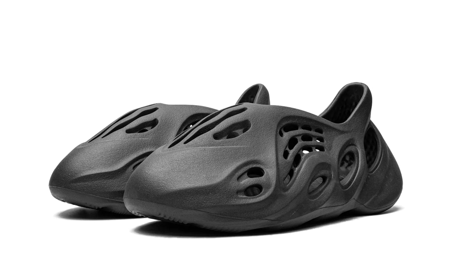 Adidas Yeezy Foam RNR Onyx