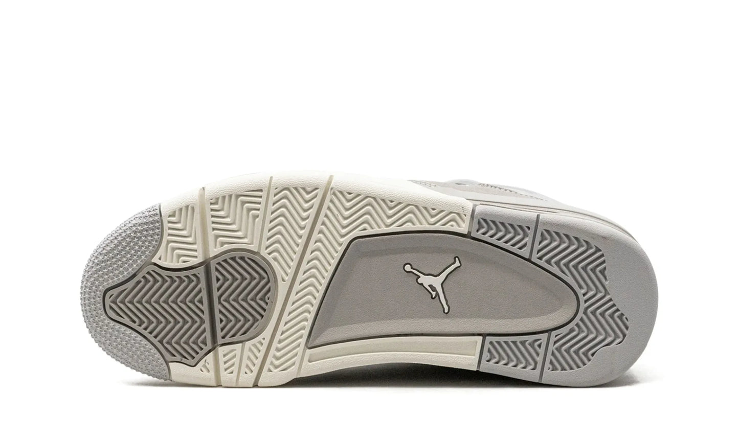 Jordan 4 Retro Frozen Moments (W)