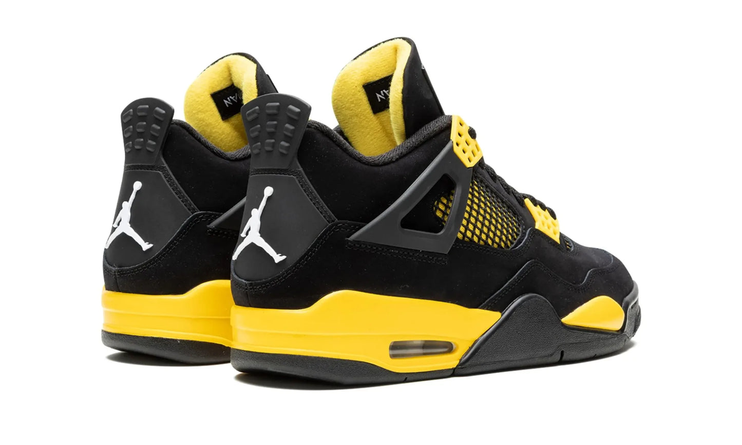 Jordan 4 Retro Thunder (2023)