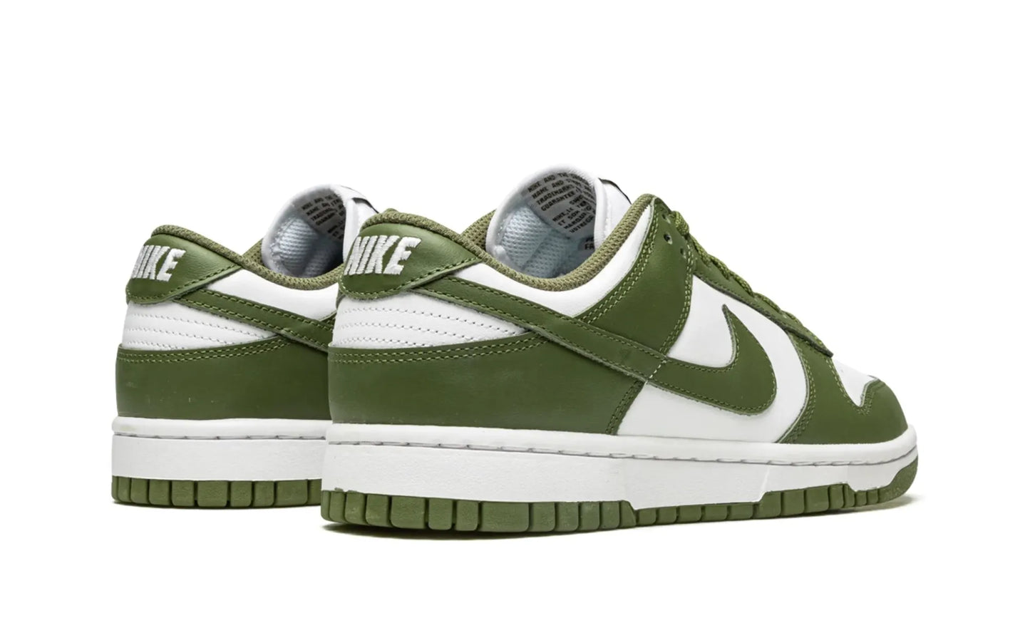 Nike Dunk Low Medium Olive (W)