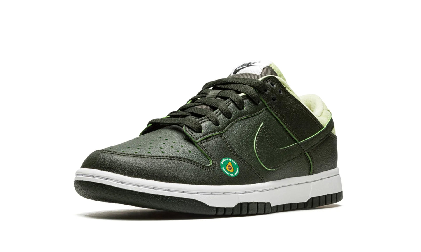 Nike Dunk Low Avocado (W)